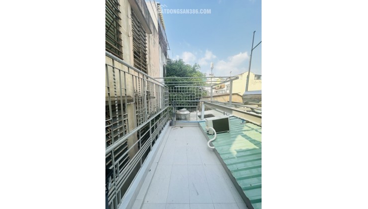 BÁN NHÀ TÂN BÌNH HXH 45M2 3 TẦNG NGANG 4M NỞ HẬU SÁT MT ĐẸP DÂN TRÍ NGUYỄN TRỌNG TUYỂN GẤP BÁN 5.9 TỶ.